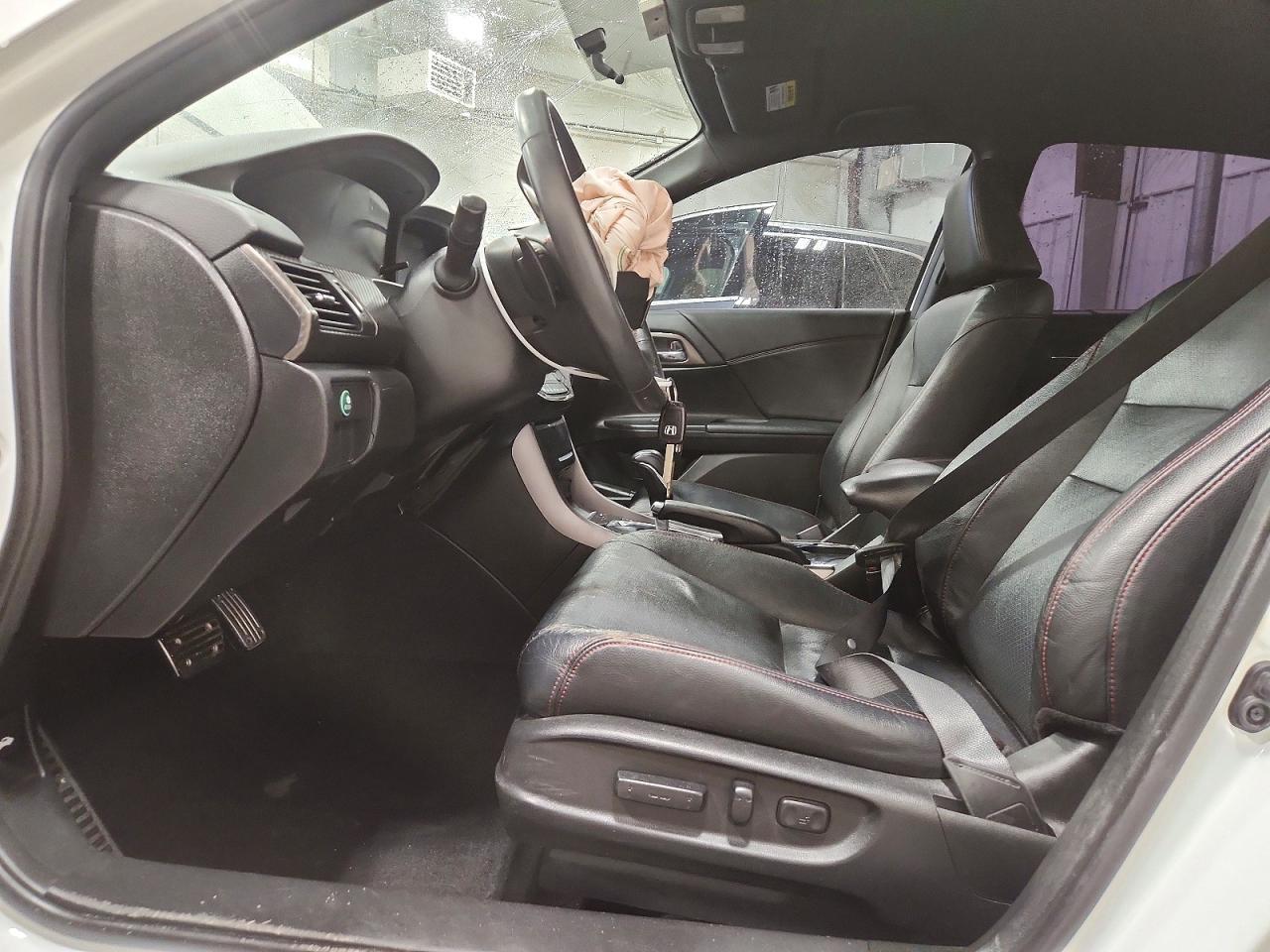 2017 HONDA ACCORD