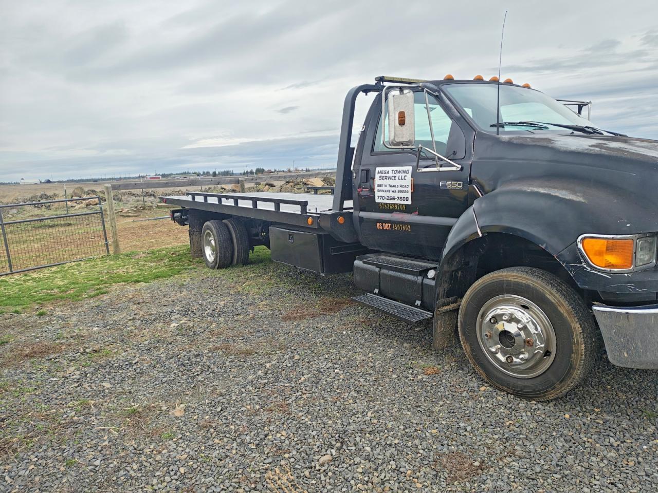 2005 FORD F-650