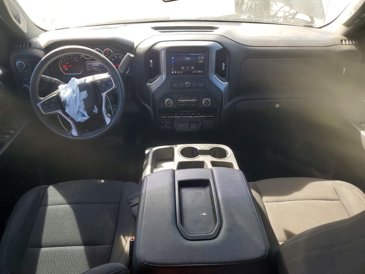 2021 CHEVROLET Silverado