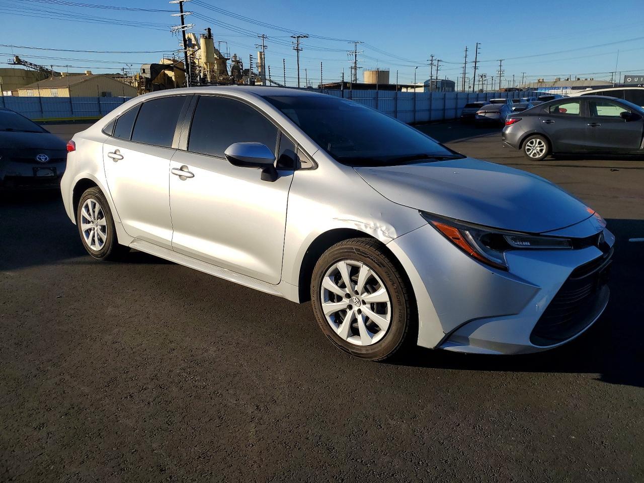2024 TOYOTA COROLLA