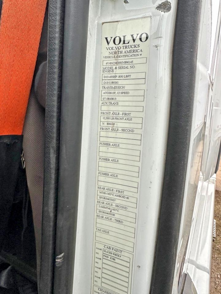 2018 VOLVO Vn