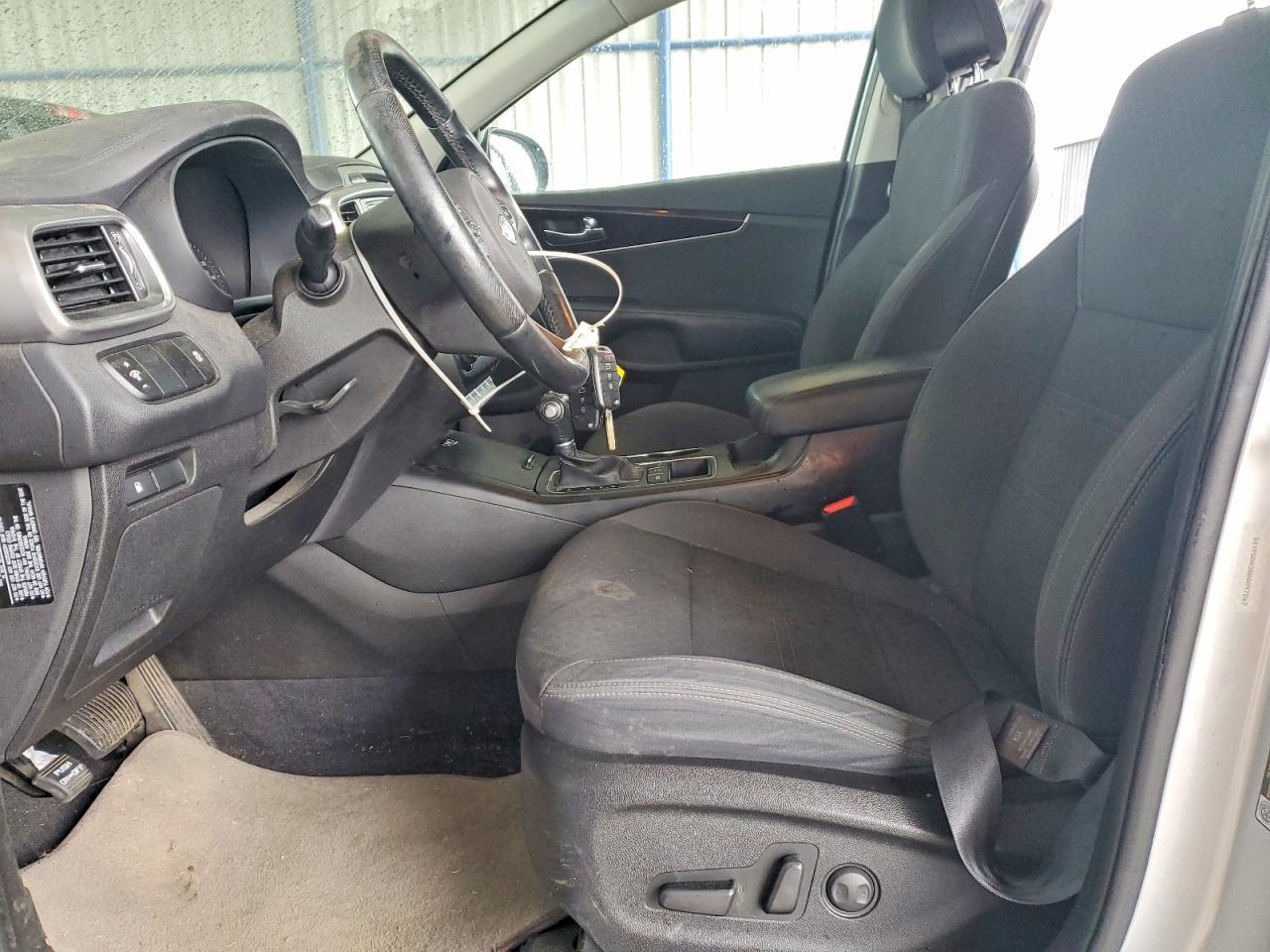 2016 KIA SORENTO