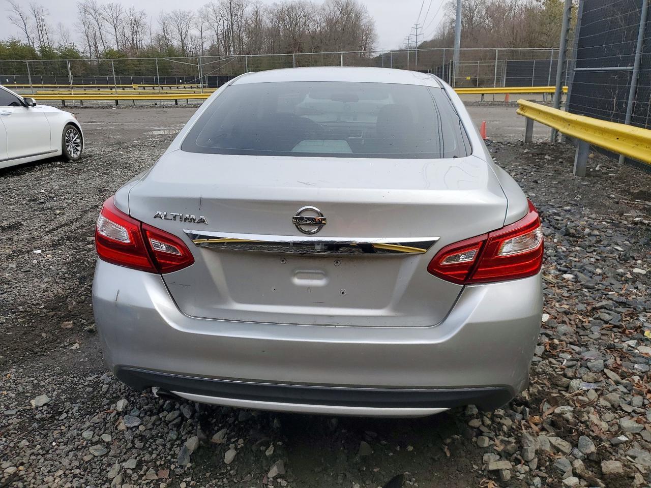 2017 NISSAN ALTIMA