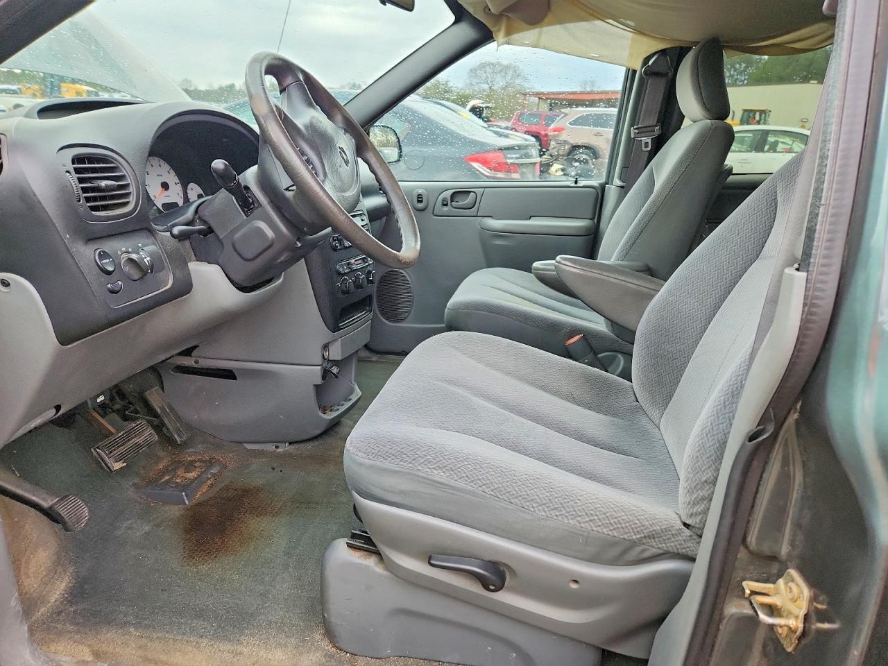 2004 DODGE GRAND CARAVAN