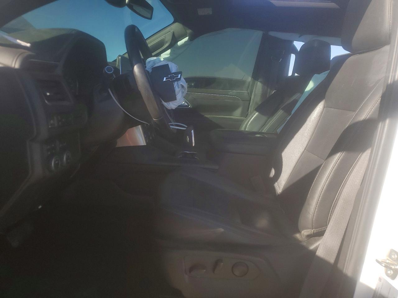 2021 CHEVROLET Suburban