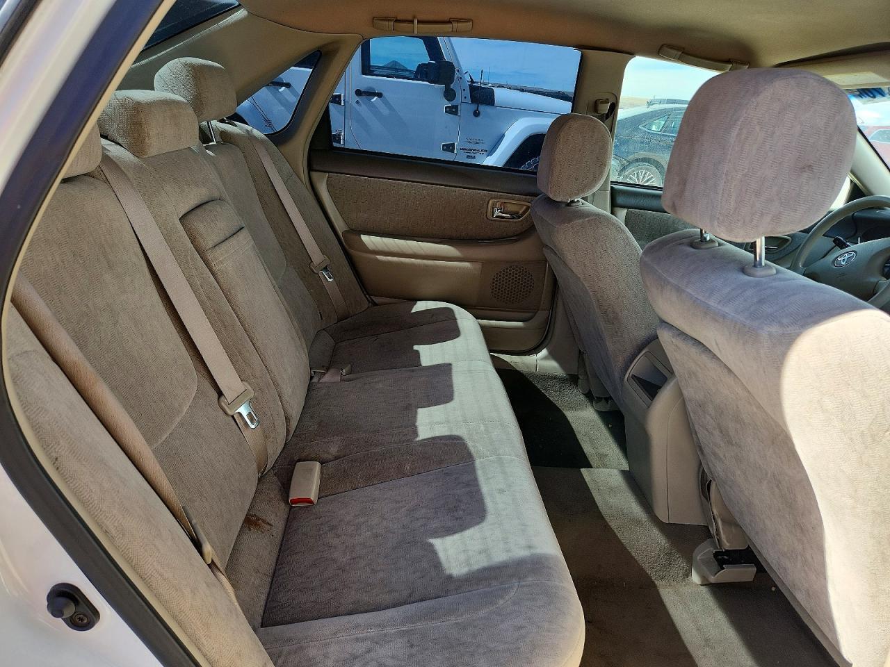 2004 TOYOTA Avalon