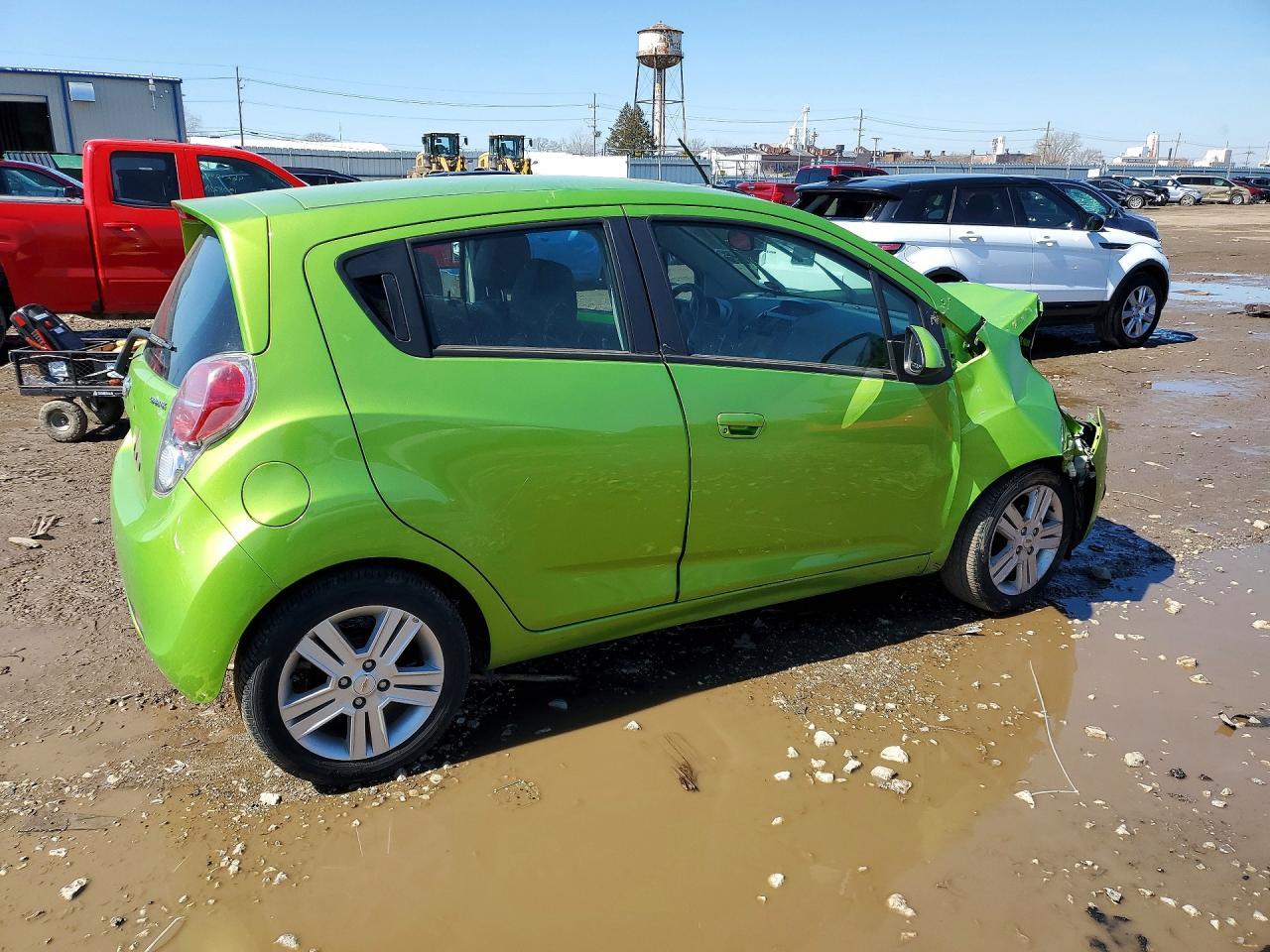 2015 CHEVROLET Spark