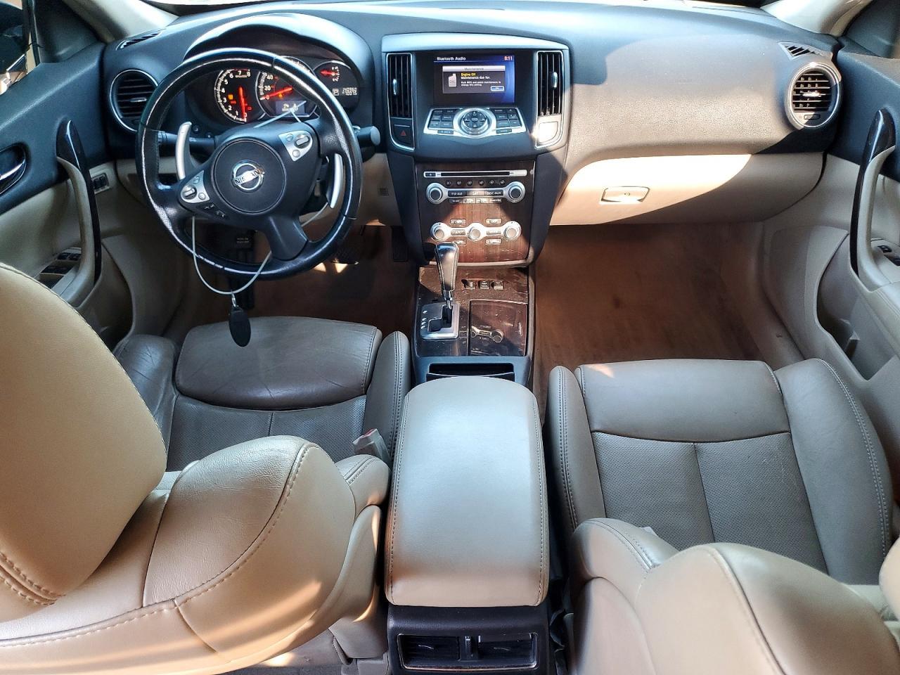 2012 NISSAN Maxima
