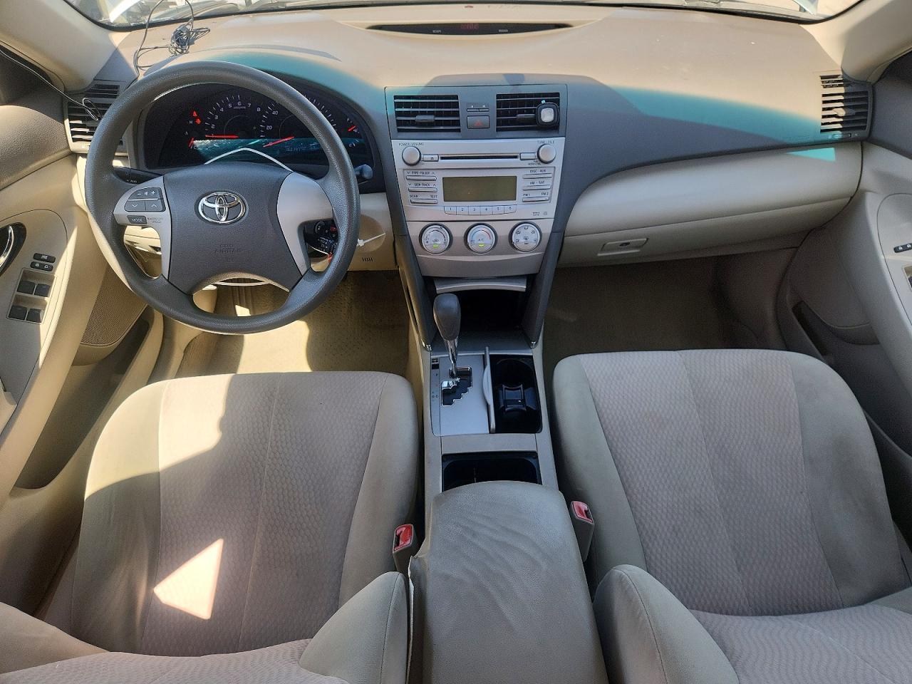2011 TOYOTA CAMRY