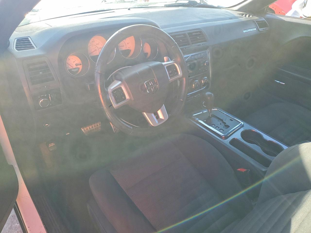 2013 DODGE Challenger