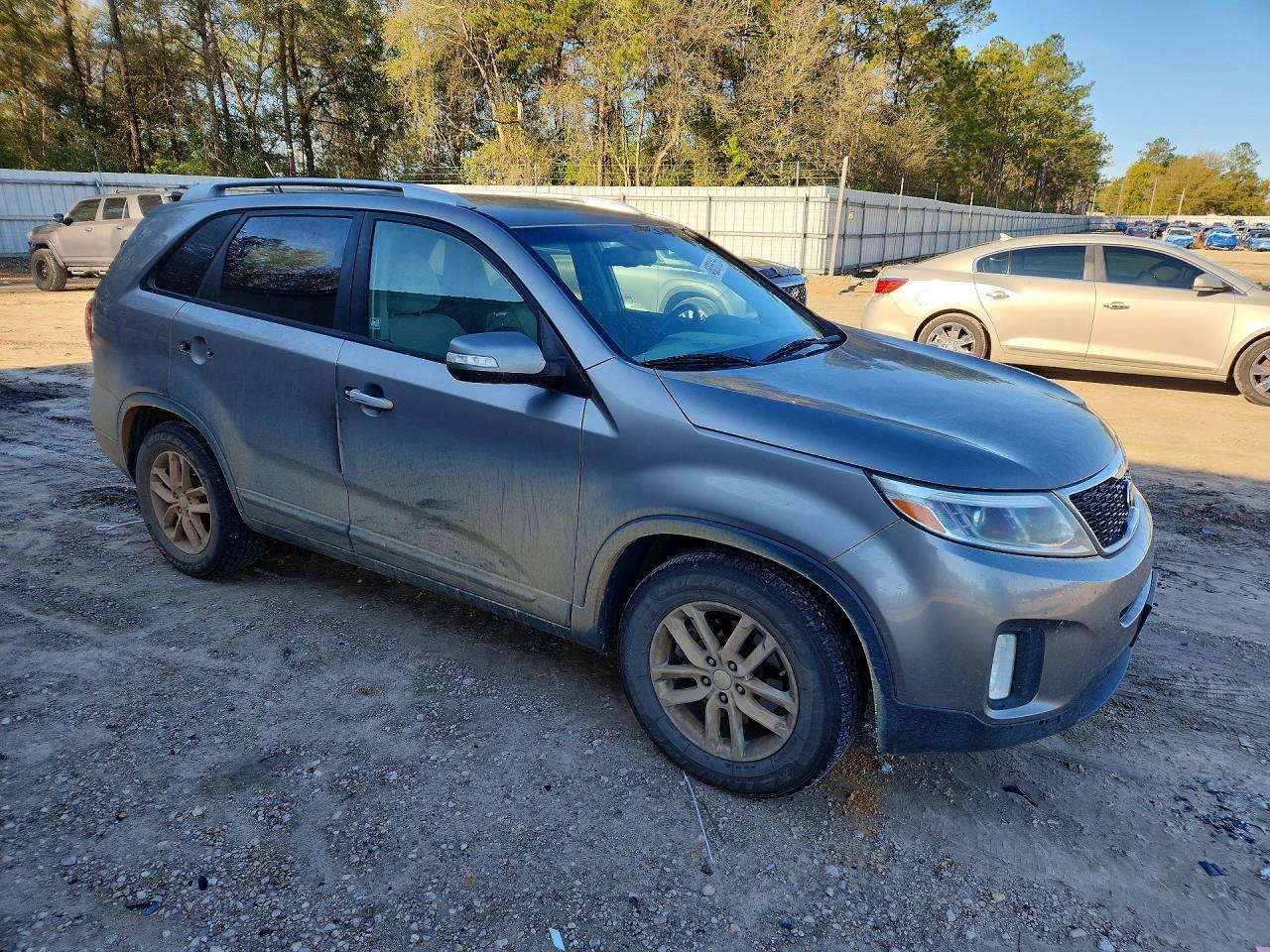 2015 KIA SORENTO