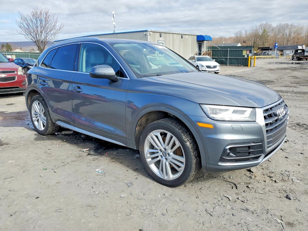 2018 AUDI Q5