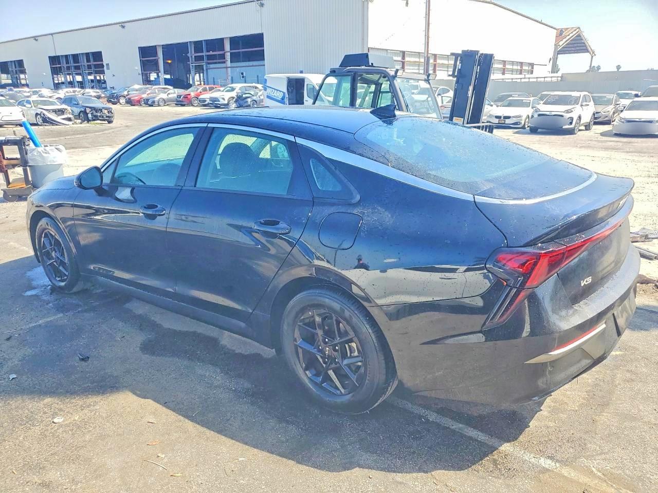 2025 KIA K5