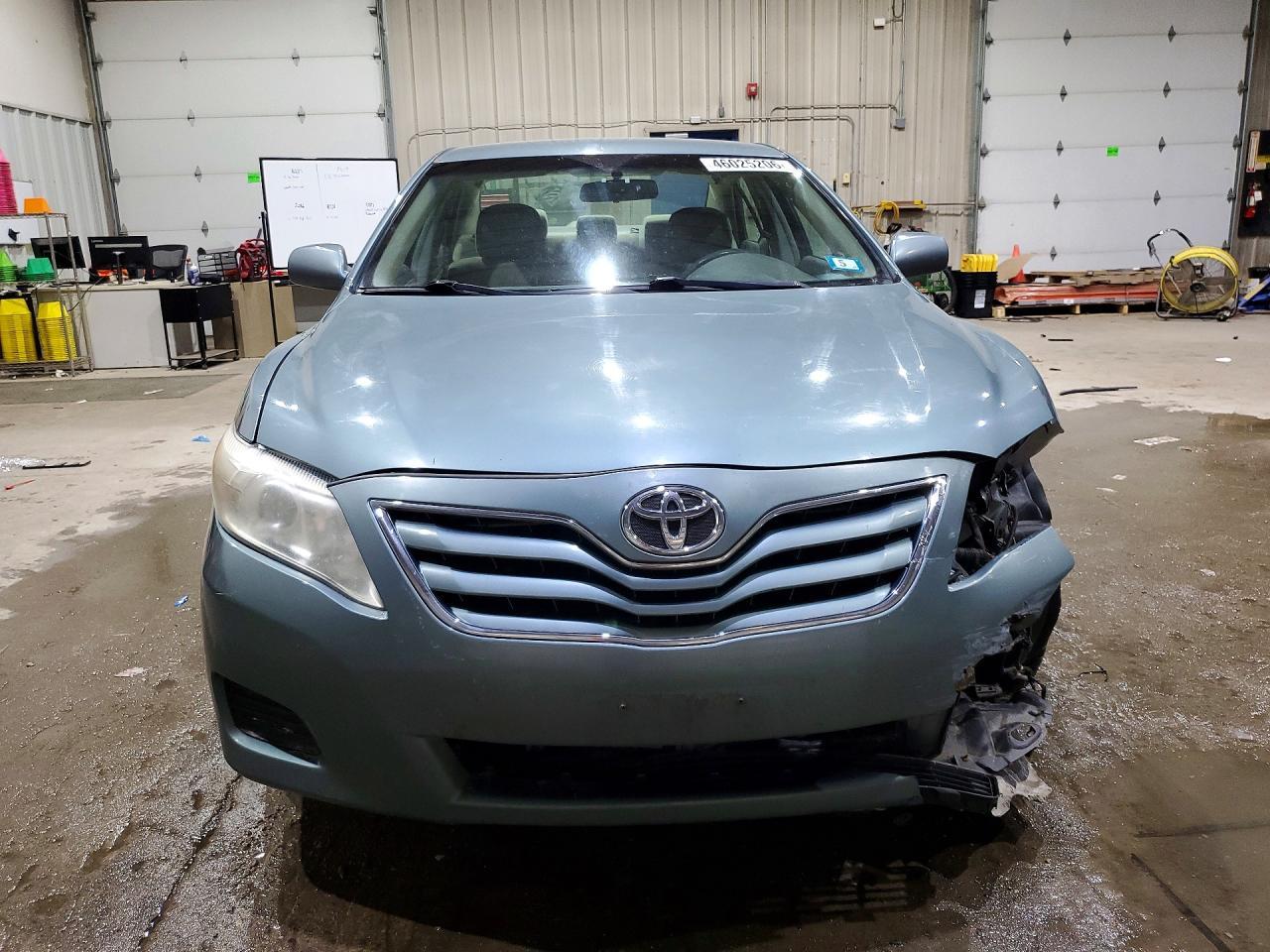 2010 TOYOTA CAMRY
