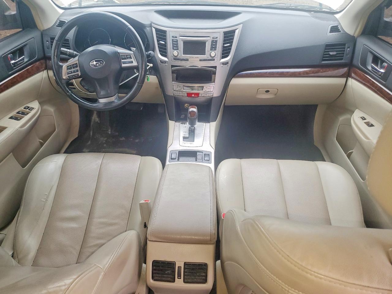 2013 SUBARU Legacy