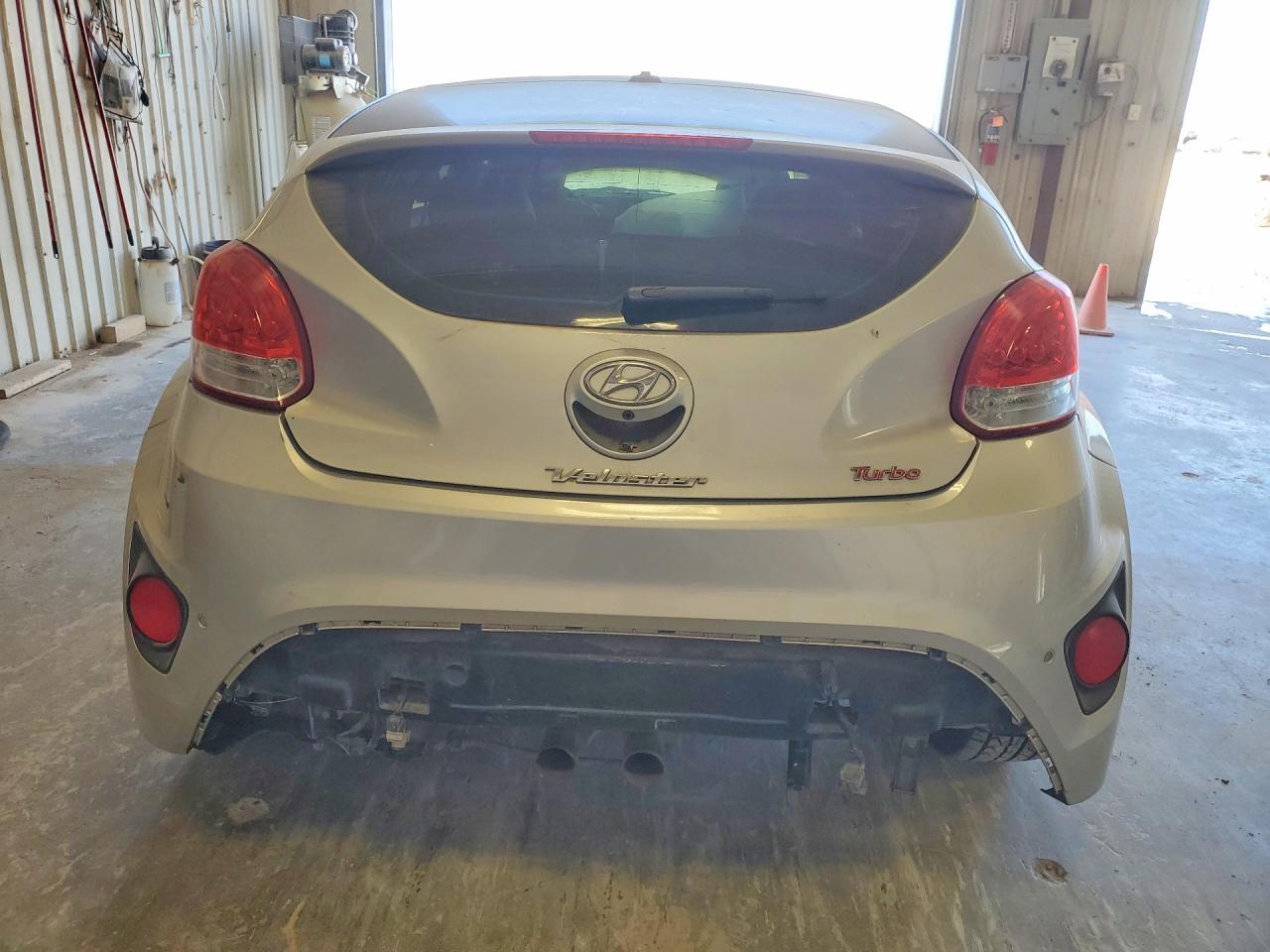 2016 HYUNDAI VELOSTER