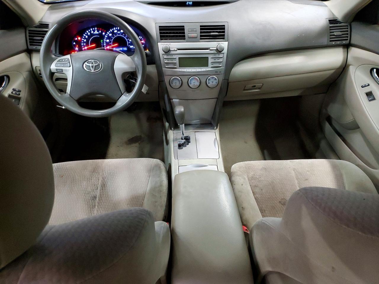 2011 TOYOTA CAMRY