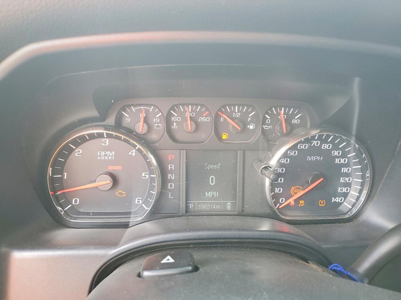 2018 CHEVROLET Silverado