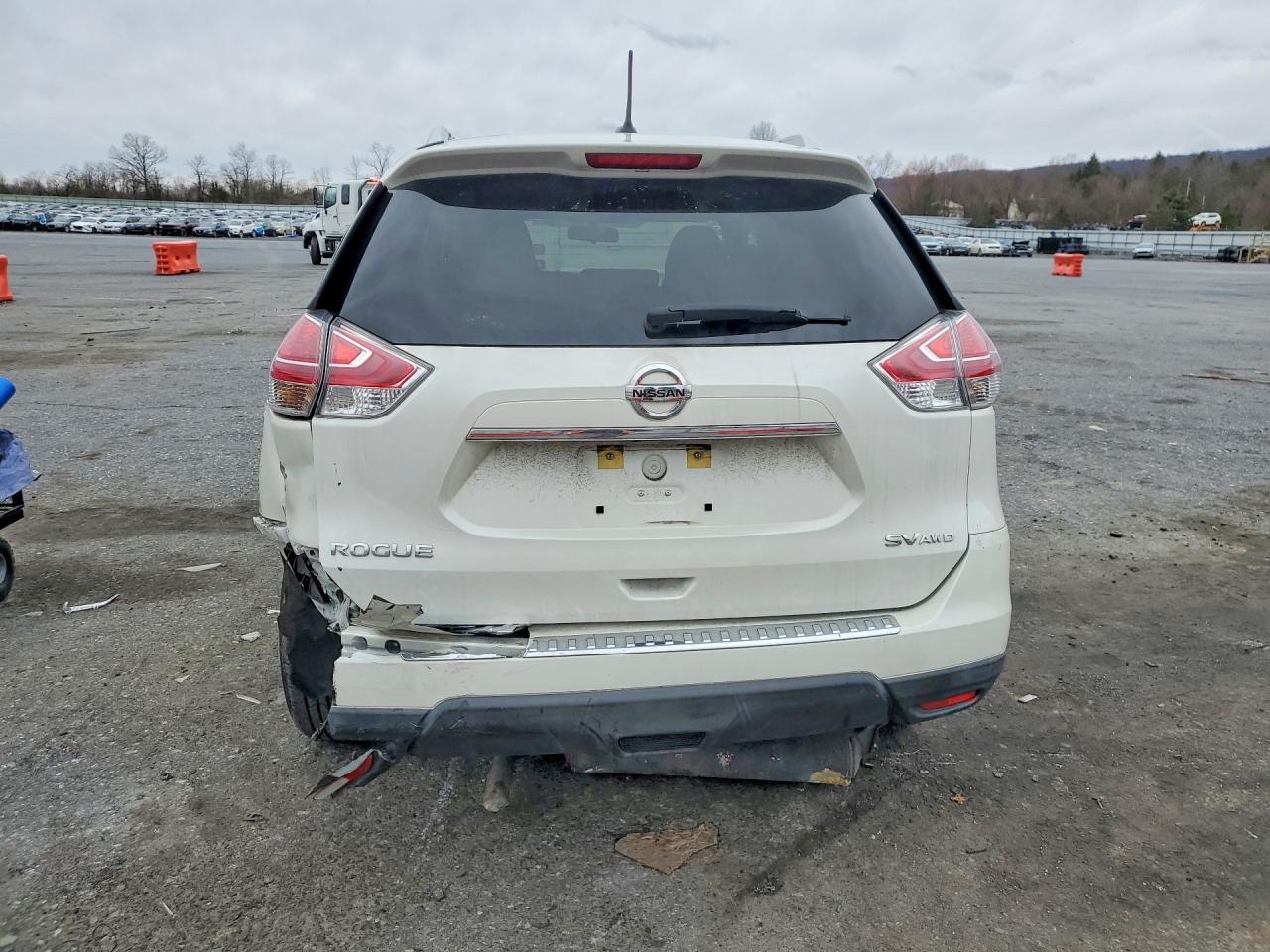 2016 NISSAN ROGUE