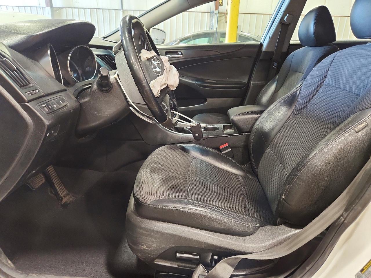 2012 HYUNDAI SONATA