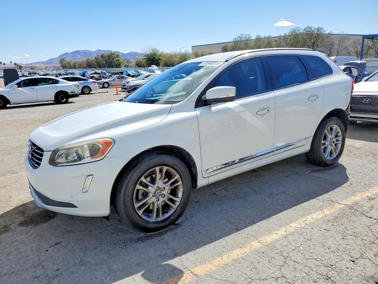 2016 VOLVO XC60