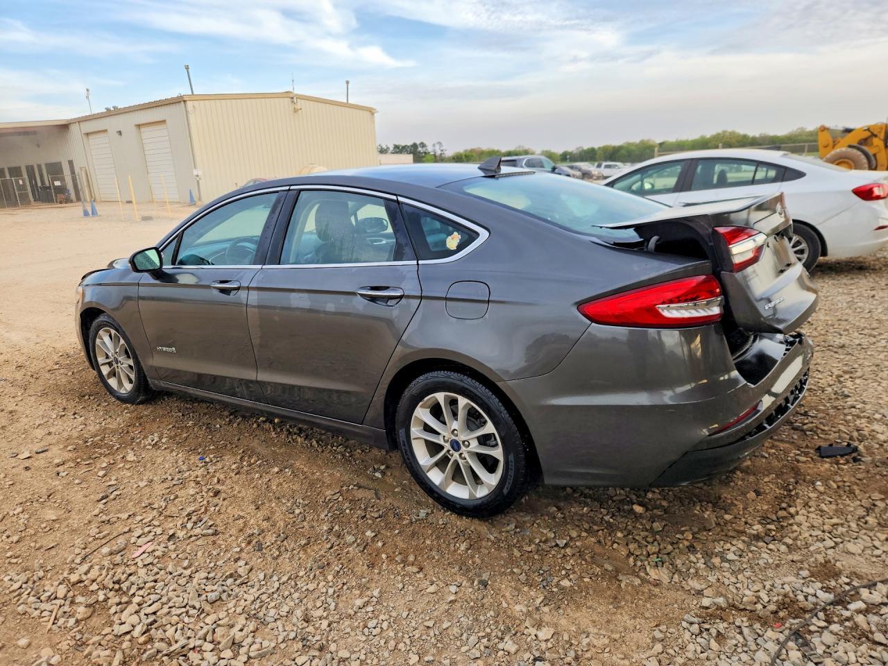 2019 FORD FUSION