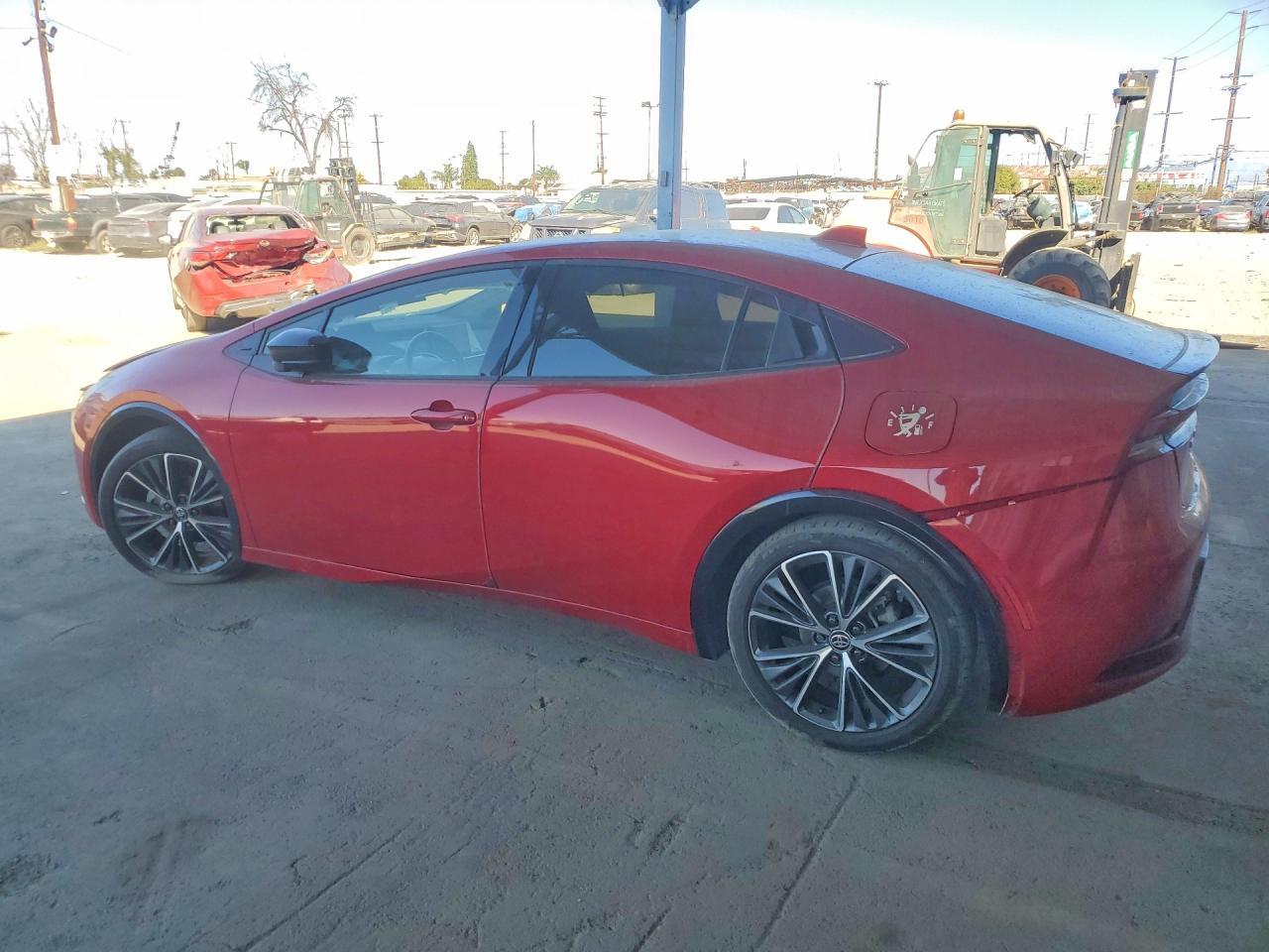 2024 TOYOTA PRIUS