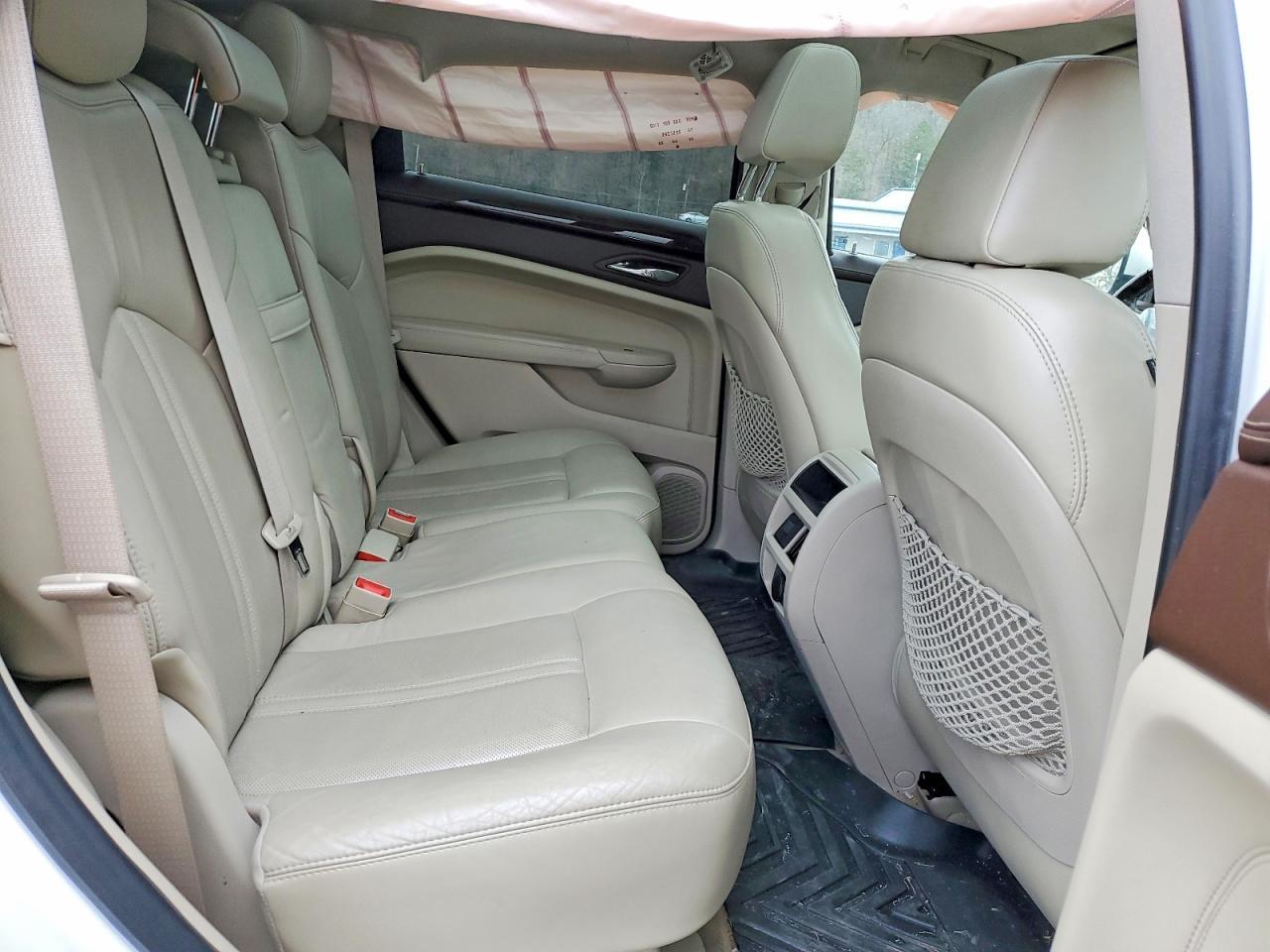 2010 CADILLAC SRX