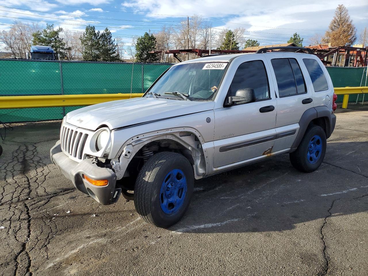2004 JEEP Liberty