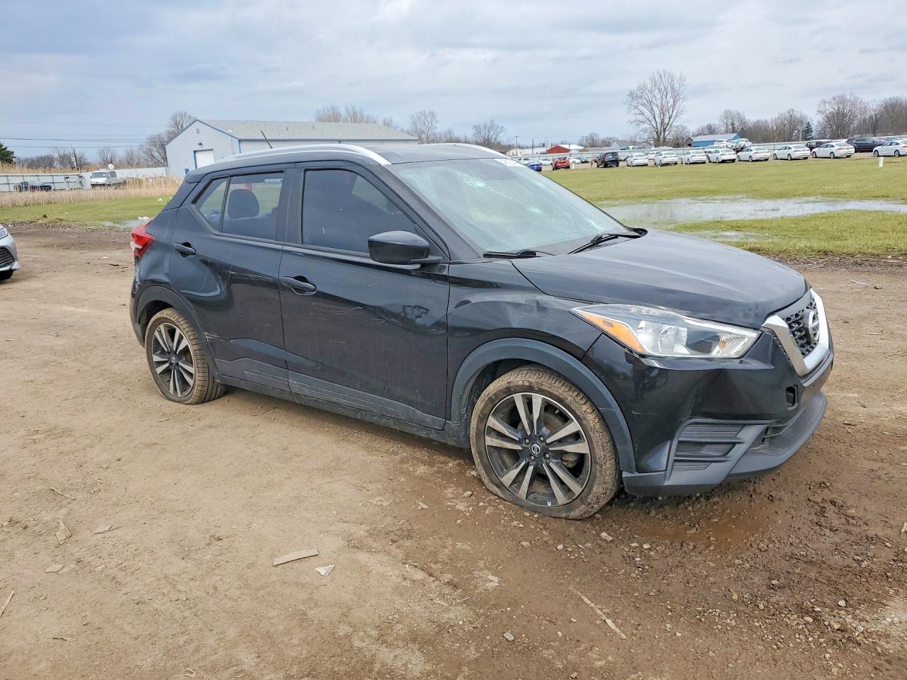 2019 NISSAN KICKS