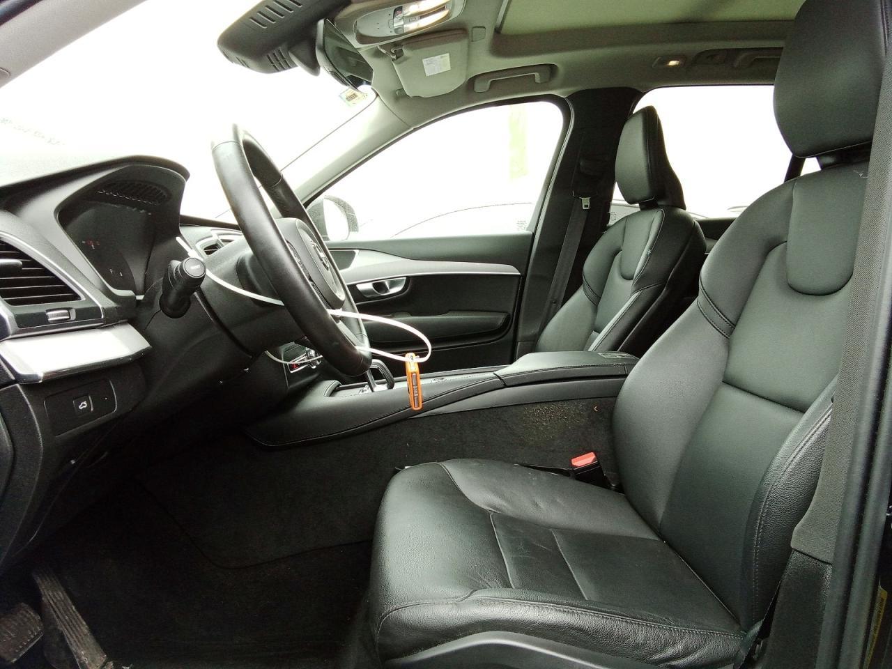 2024 VOLVO XC90