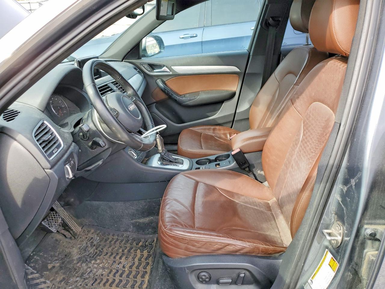 2015 AUDI Q3