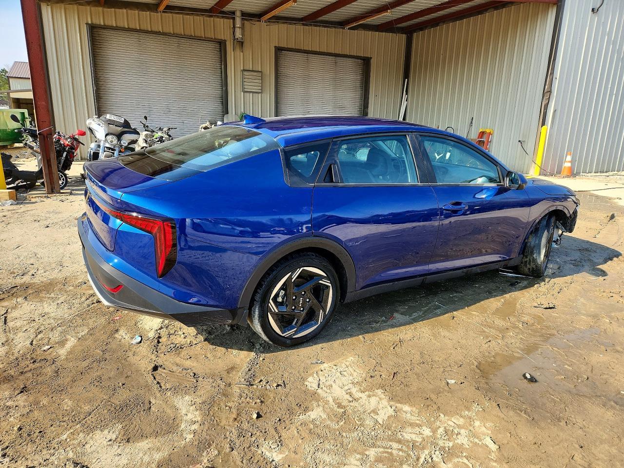2025 KIA K4