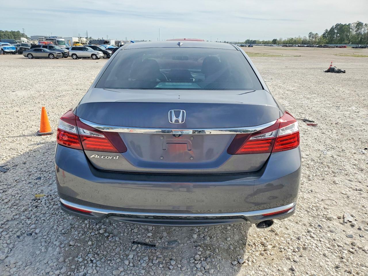 2017 HONDA ACCORD
