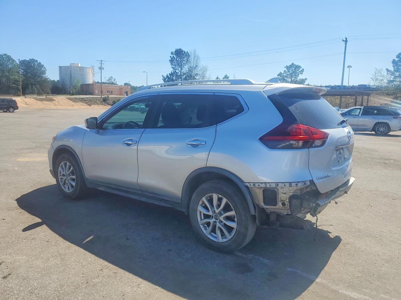 2018 NISSAN ROGUE