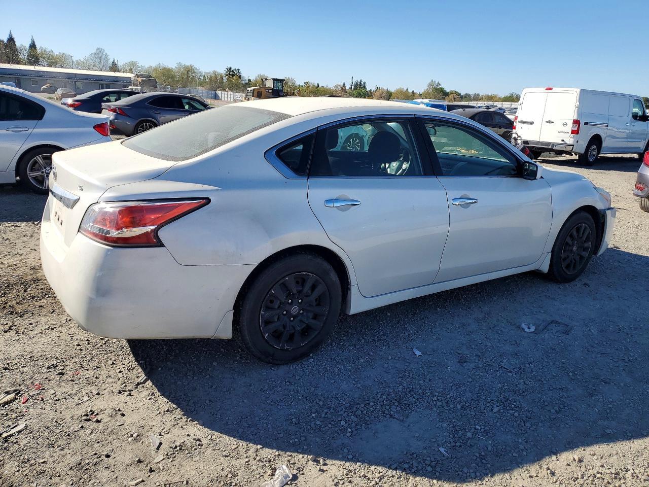 2015 NISSAN ALTIMA