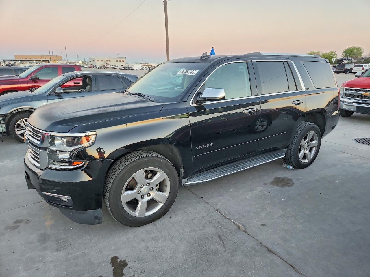 2016 CHEVROLET Tahoe