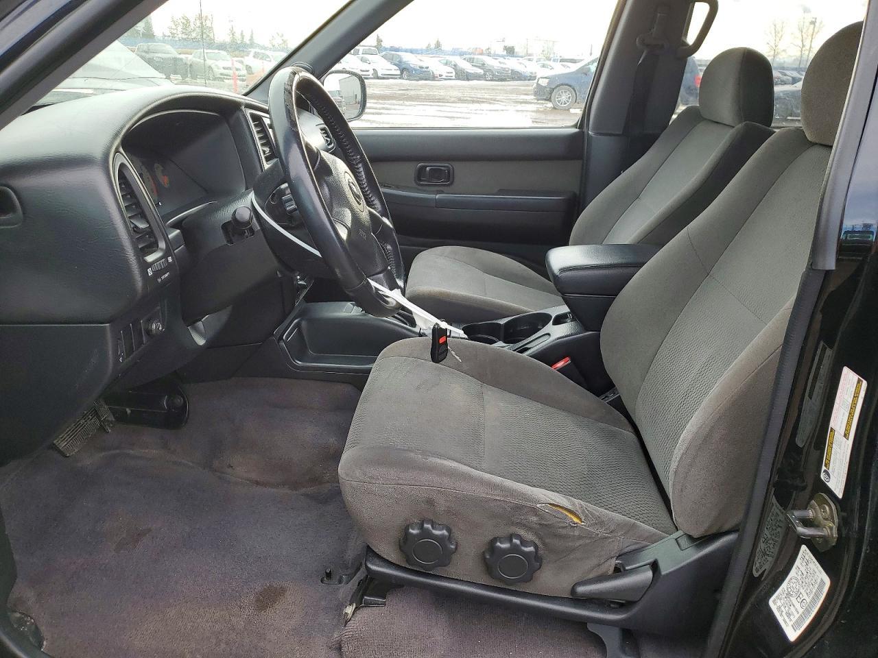 2004 NISSAN PATHFINDER