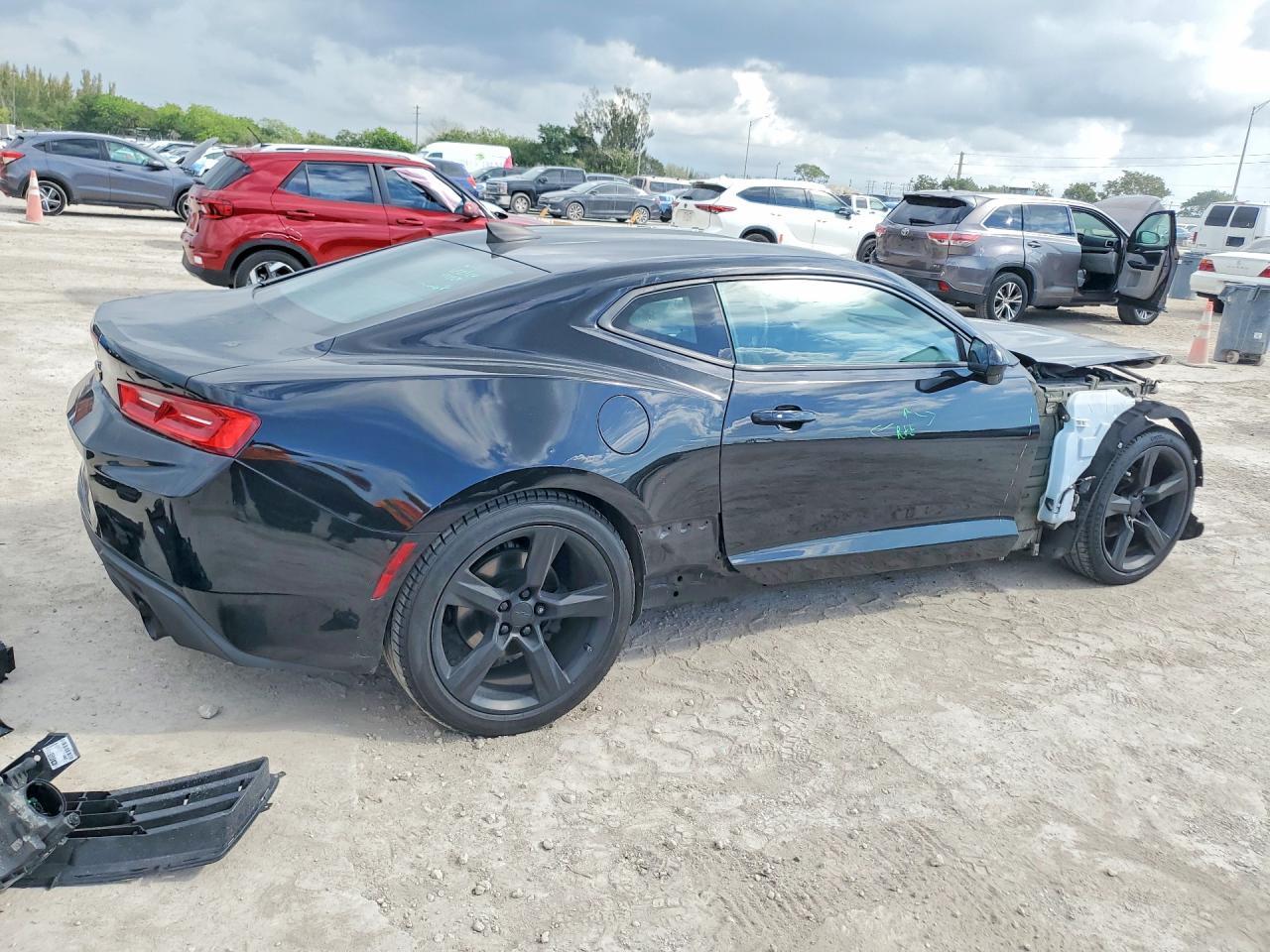 2018 CHEVROLET Camaro