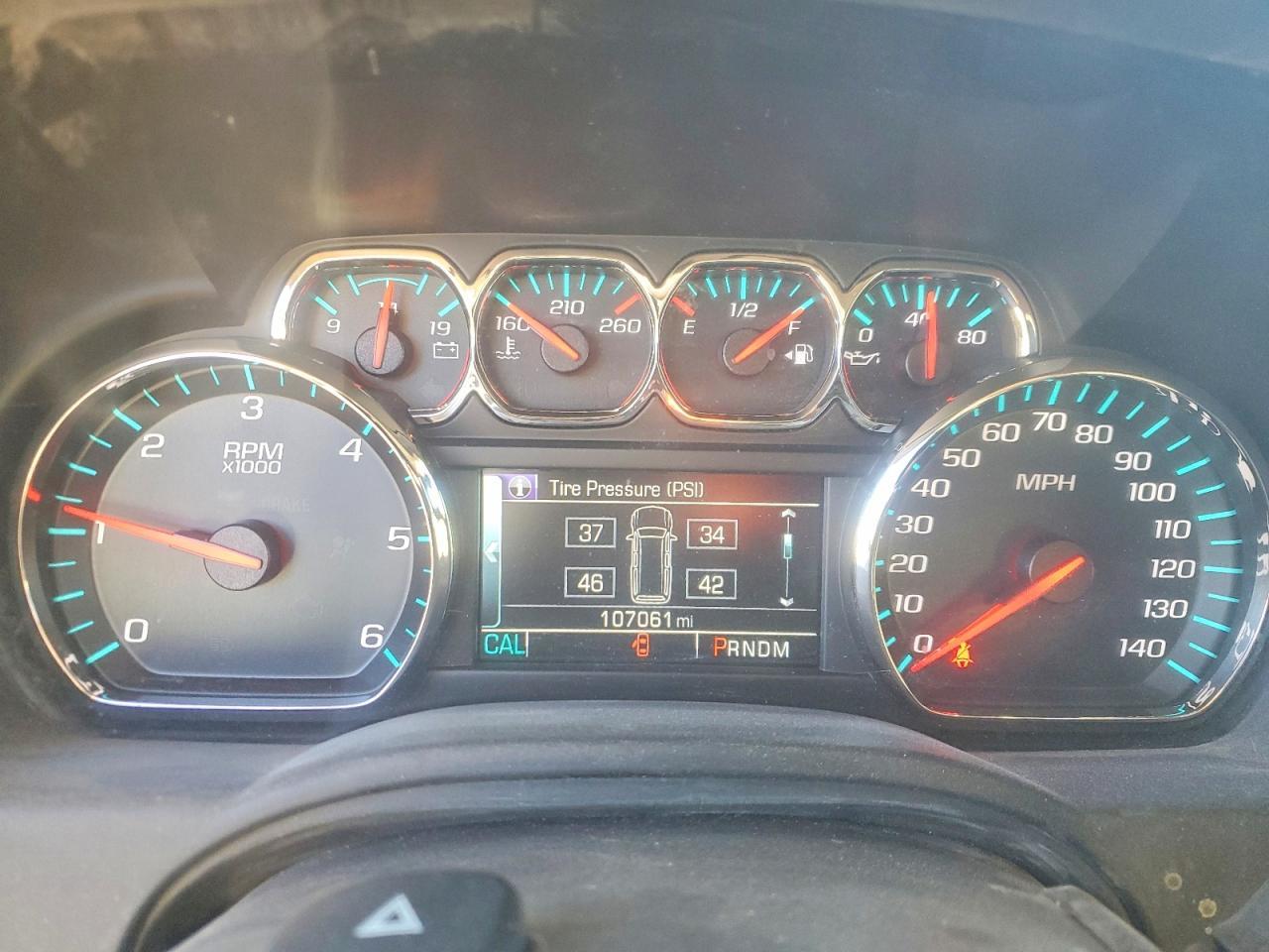 2016 CHEVROLET Suburban
