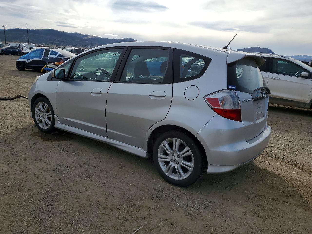 2011 HONDA FIT