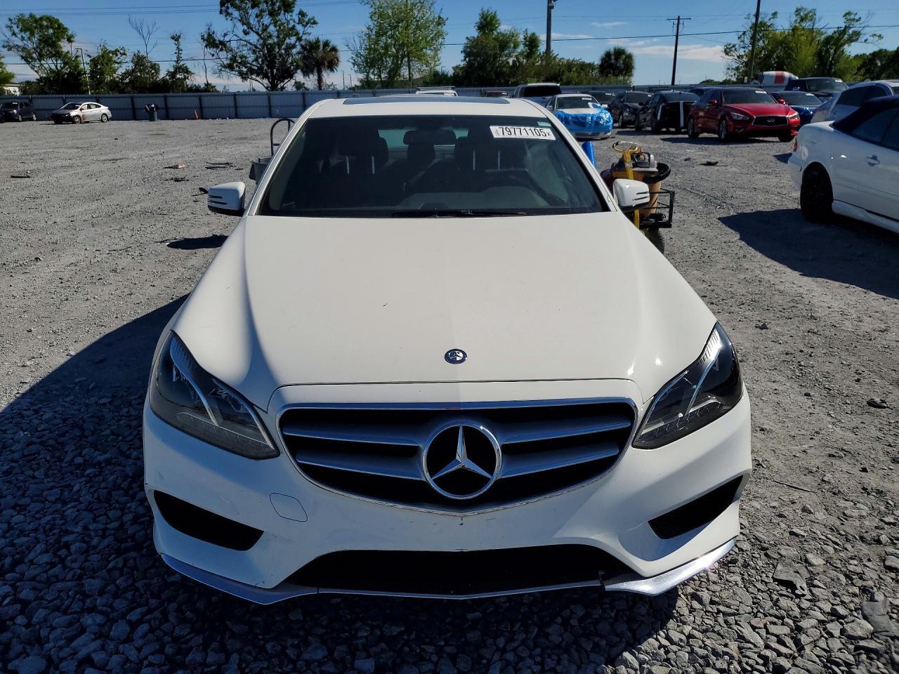 2014 MERCEDES-BENZ E-Class