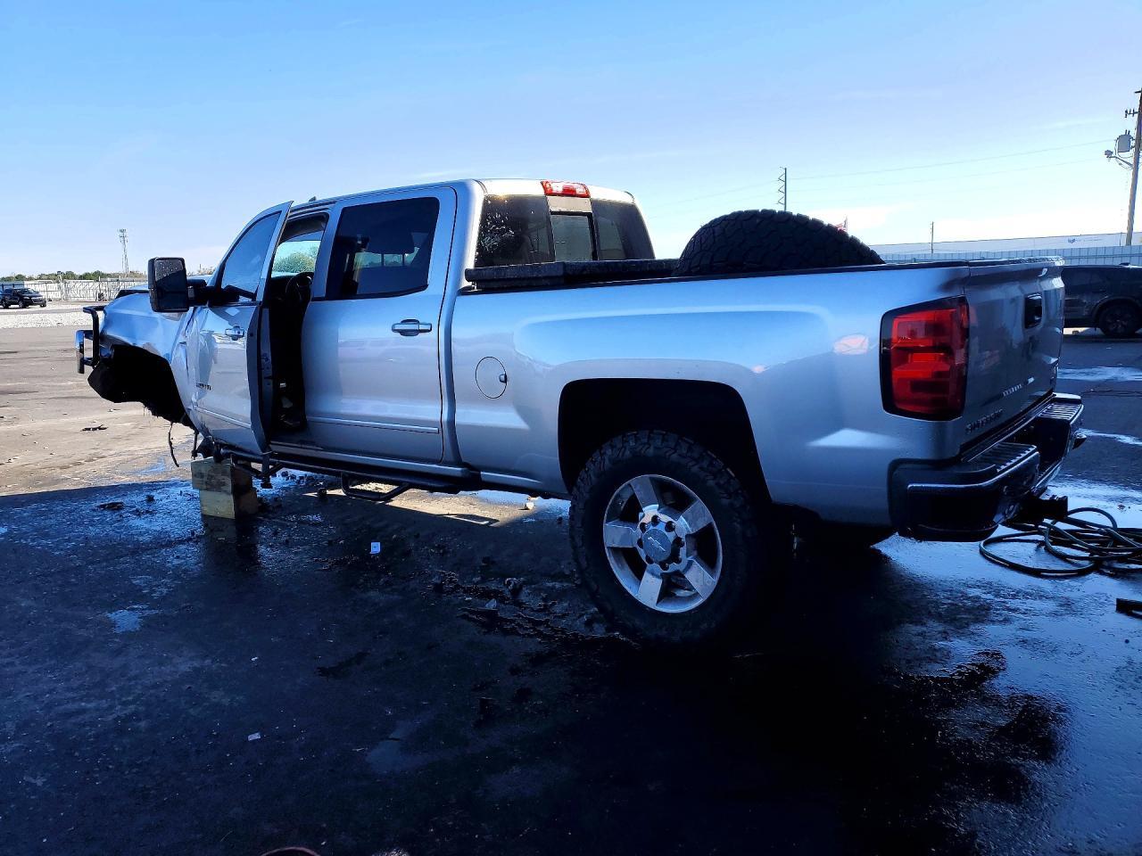 2018 CHEVROLET Silverado 2500