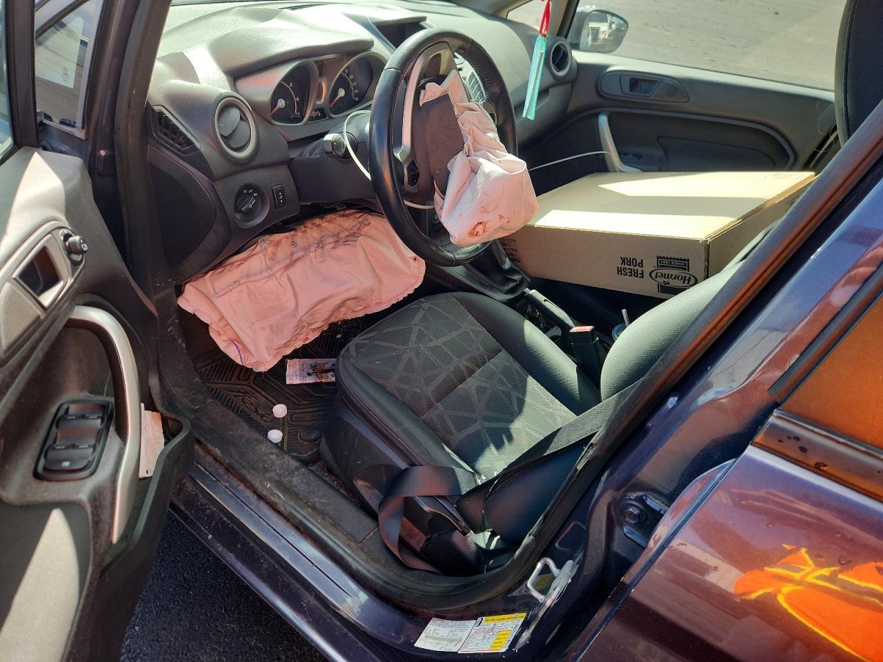 2012 FORD Fiesta