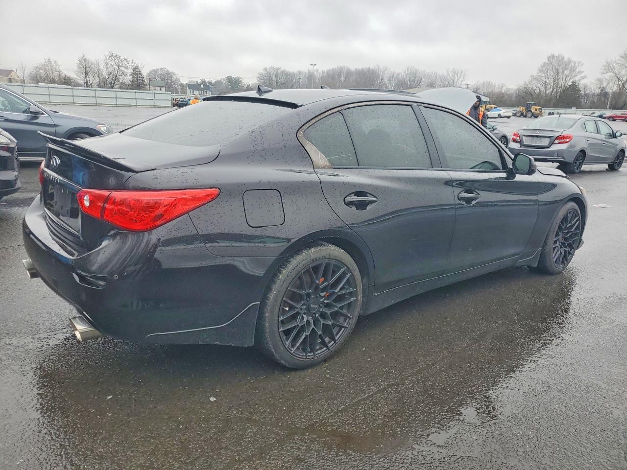 2016 INFINITI Q50