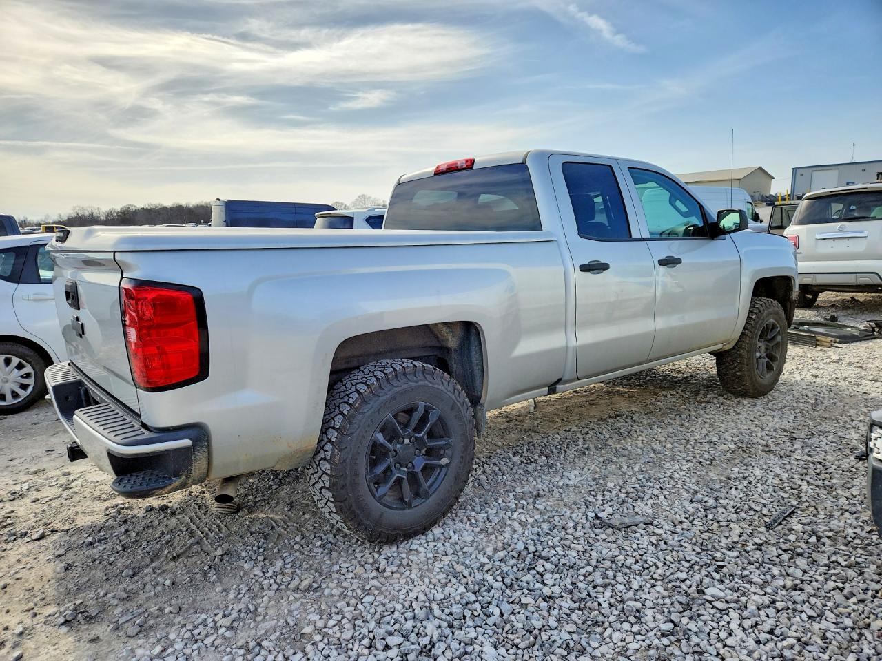 2017 CHEVROLET Silverado