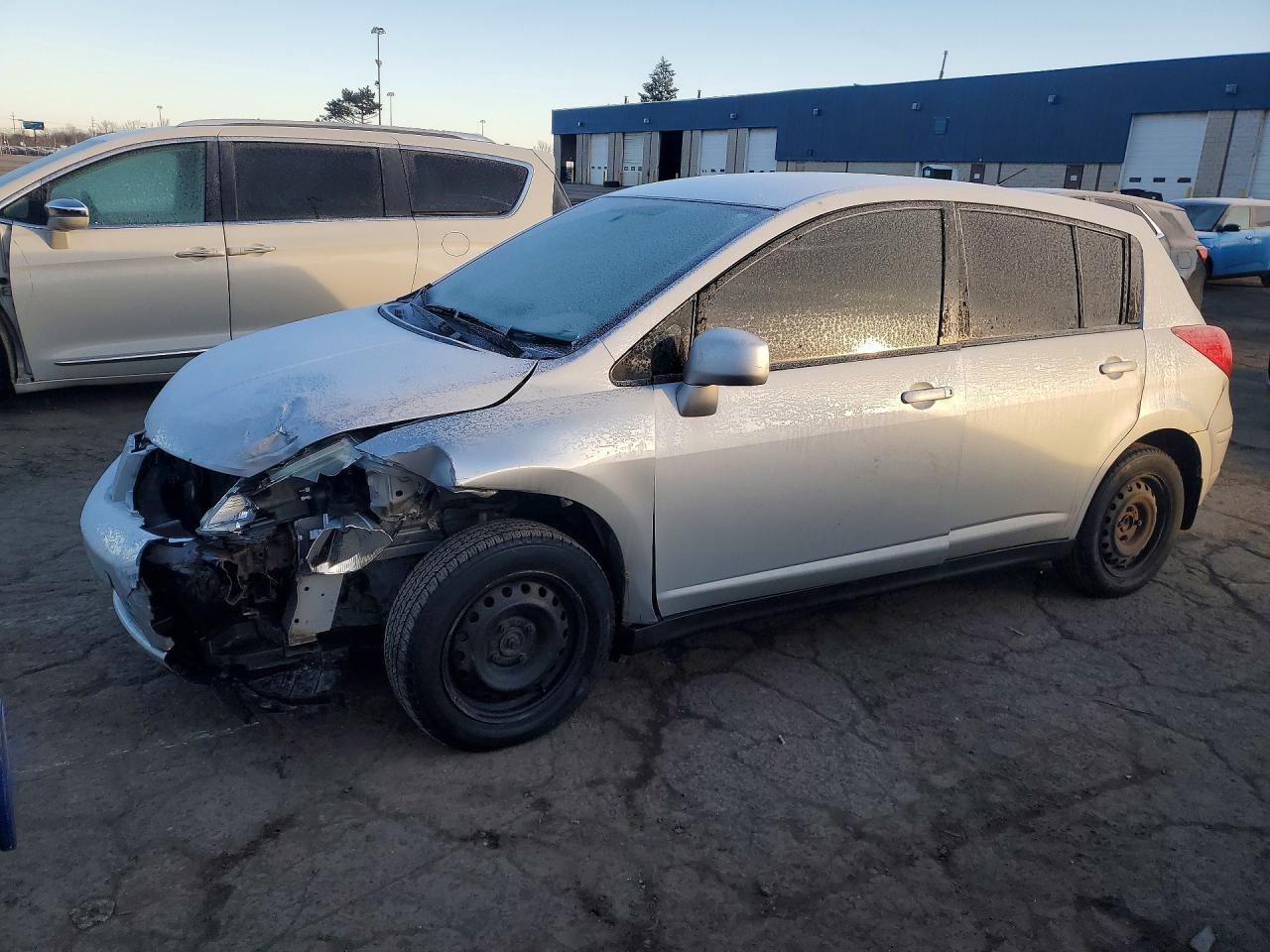 2008 NISSAN VERSA
