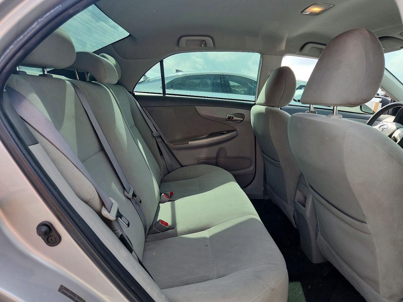 2010 TOYOTA COROLLA