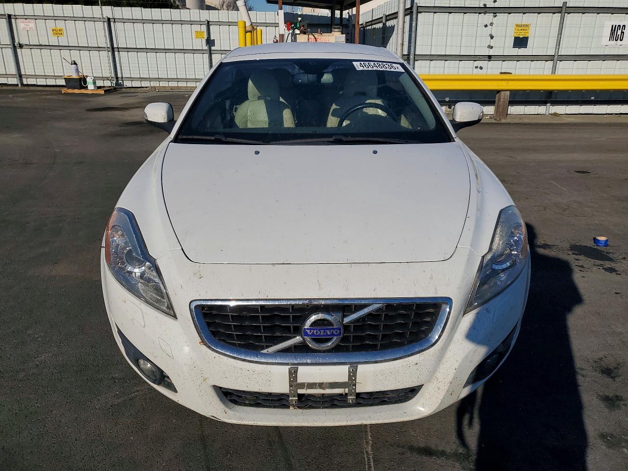 2012 VOLVO C70