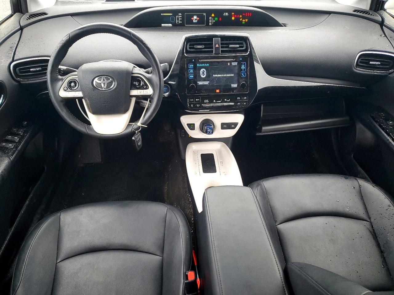 2017 TOYOTA PRIUS